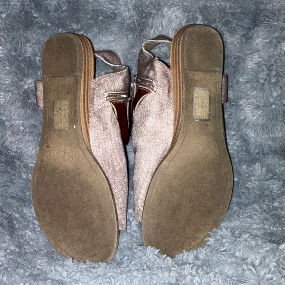 Blowfish Women's Tan and Brown Sandals - Picture 4 of 5